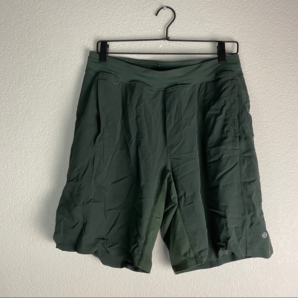 Lululemon Shorts Mens Size Medium - Picture 1 of 6
